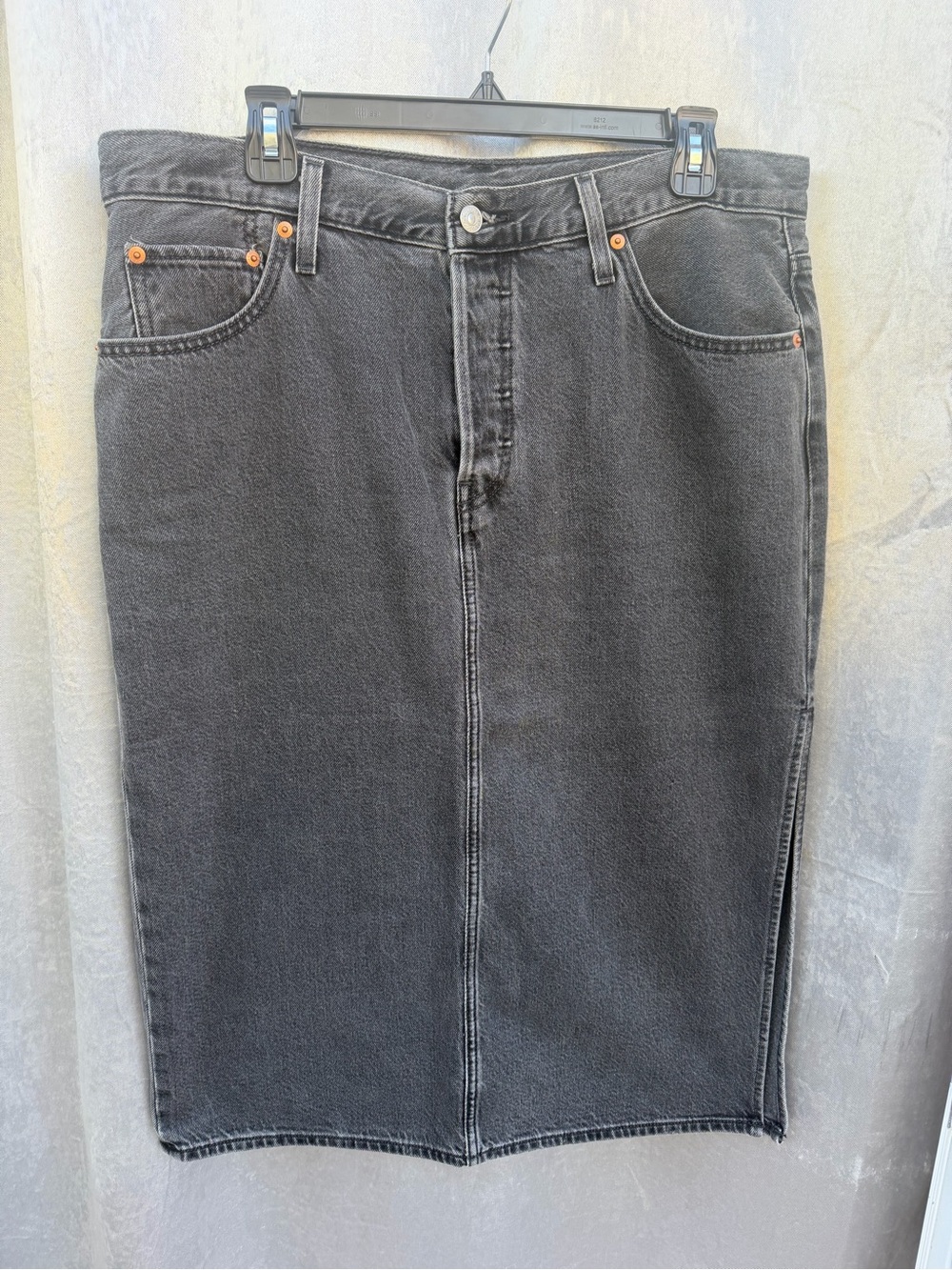 Levi's Washed Black Denim Midi Skirt with Side Slit - Picture 4 of 6